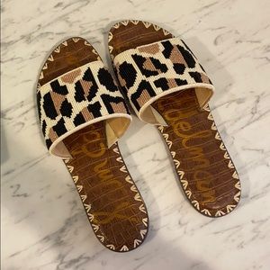 Sam Edelman leopard Gunner sandal multibead sz 8